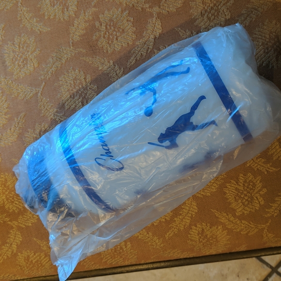 2 NIP Champion Sports Water Bottles - Picture 2 of 2